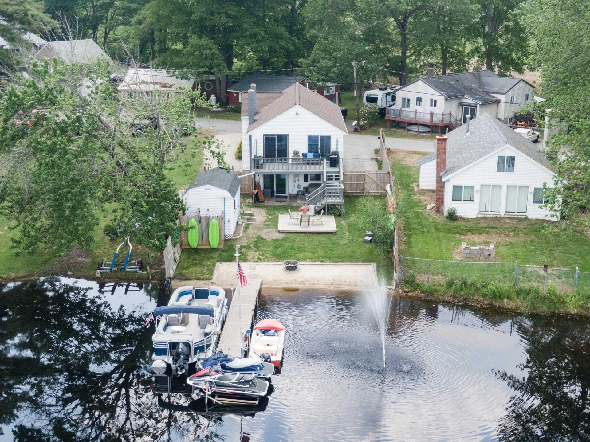 15 Maple Street Kingston NH 03848