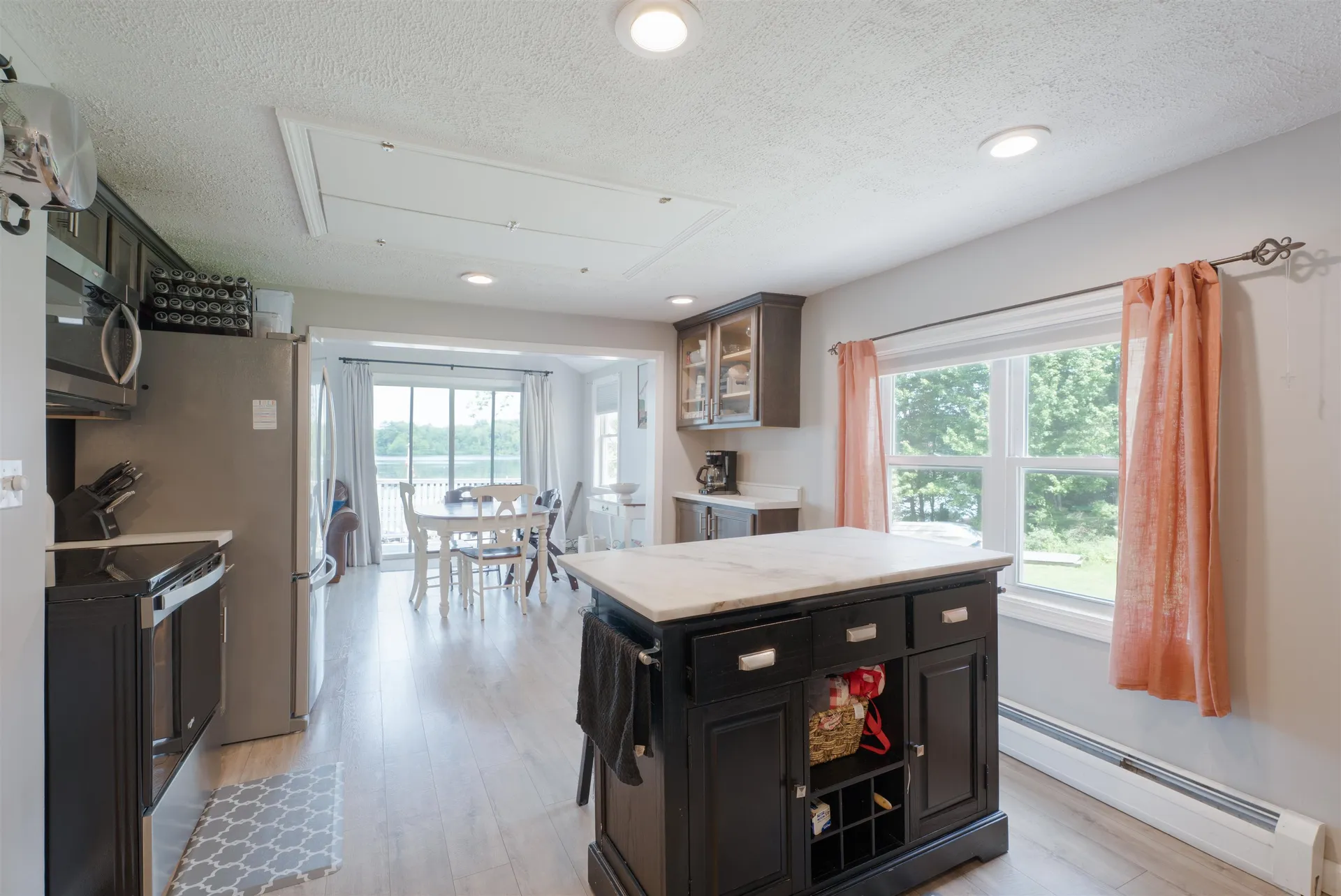 15 Maple Street Kingston NH 03848