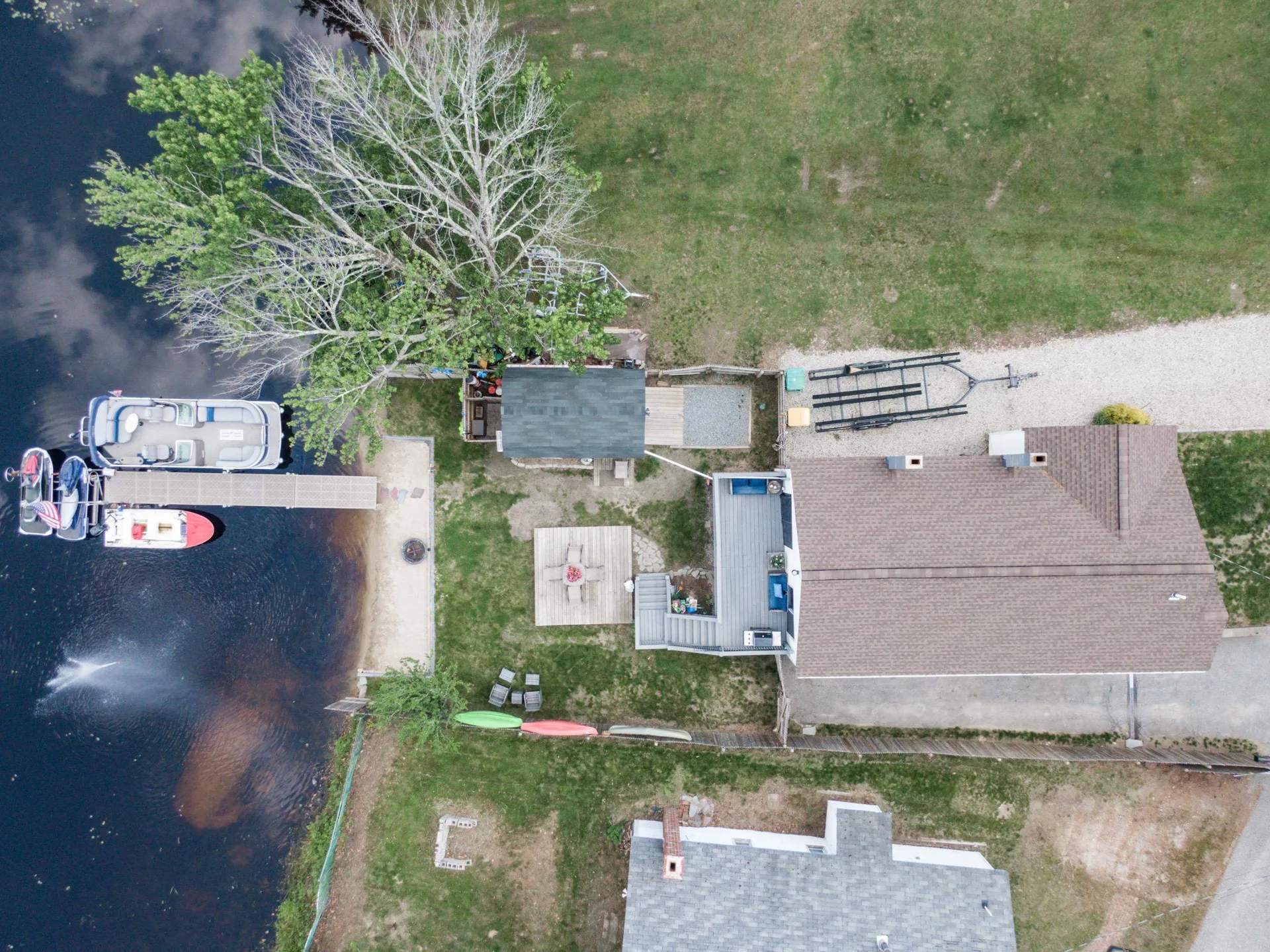 15 Maple Street Kingston NH 03848