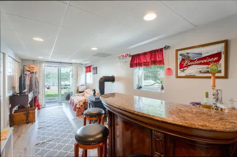 15 Maple Street Kingston NH 03848