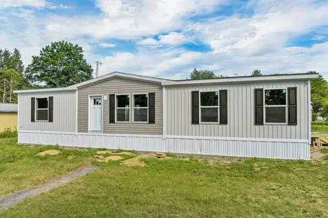 4 Leisure Lane Belmont NH 03220