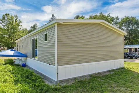 4 Leisure Lane Belmont NH 03220