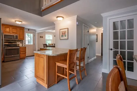 94 Robert Hall Road Manchester NH 03103