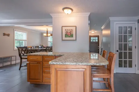 94 Robert Hall Road Manchester NH 03103