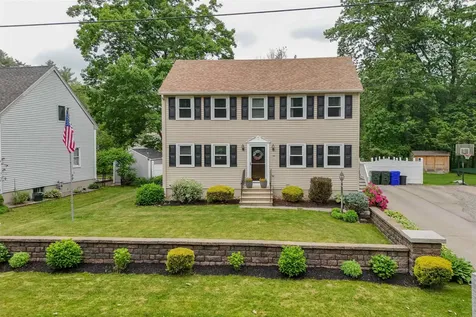 94 Robert Hall Road Manchester NH 03103