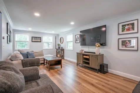 94 Robert Hall Road Manchester NH 03103