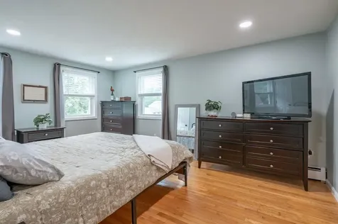 94 Robert Hall Road Manchester NH 03103