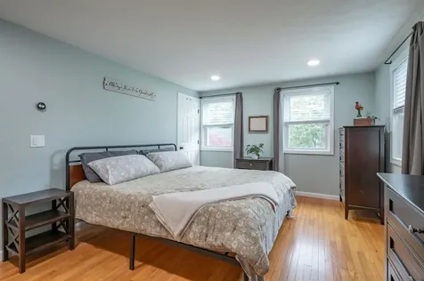 94 Robert Hall Road Manchester NH 03103