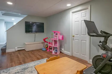 94 Robert Hall Road Manchester NH 03103