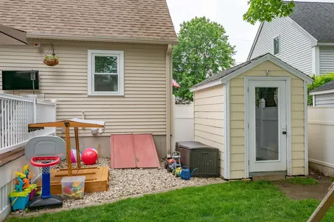 94 Robert Hall Road Manchester NH 03103