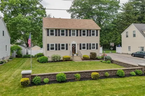 94 Robert Hall Road Manchester NH 03103