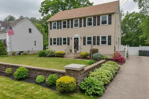 94 Robert Hall Road Manchester NH 03103