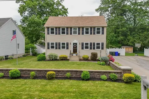 94 Robert Hall Road Manchester NH 03103
