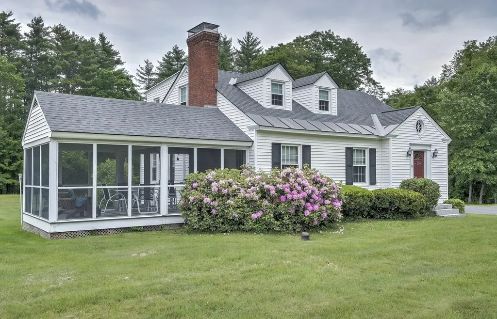 45 Sawyers Crossing Road Swanzey NH 03446