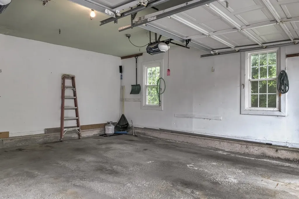 45 Sawyers Crossing Road Swanzey NH 03446