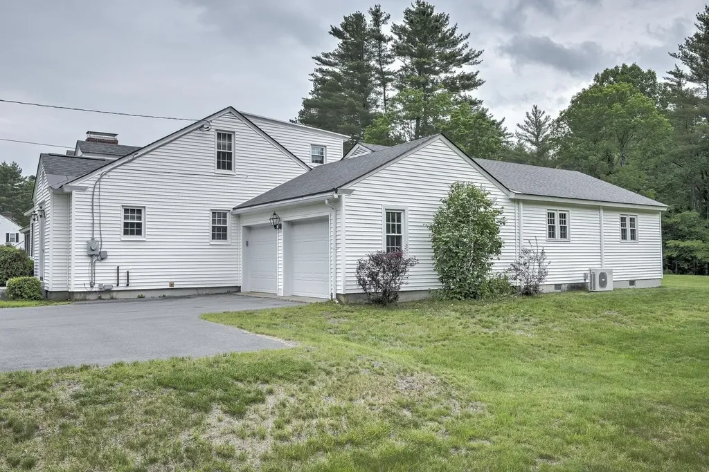 45 Sawyers Crossing Road Swanzey NH 03446
