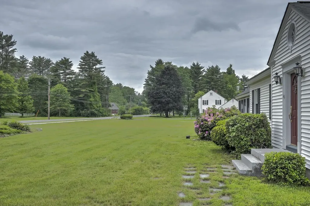 45 Sawyers Crossing Road Swanzey NH 03446