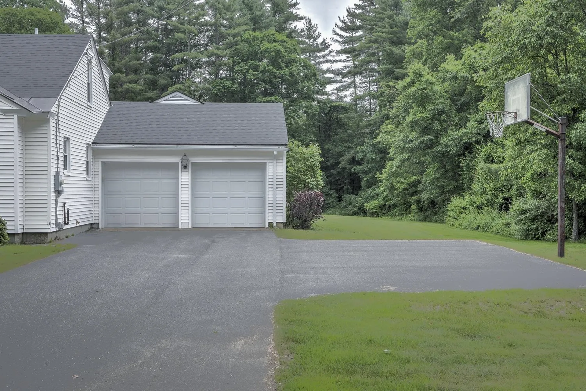 45 Sawyers Crossing Road Swanzey NH 03446