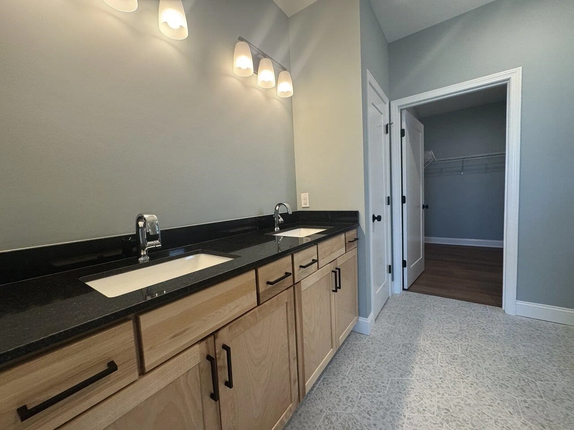89 Daniel Drive South Burlington VT 05403