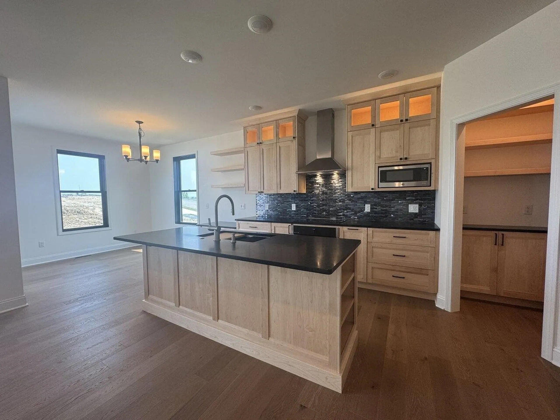 89 Daniel Drive South Burlington VT 05403