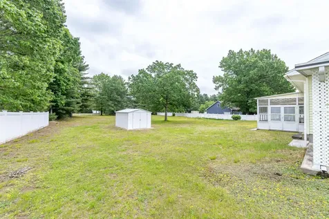 36 Hazen Road Bedford NH 03110