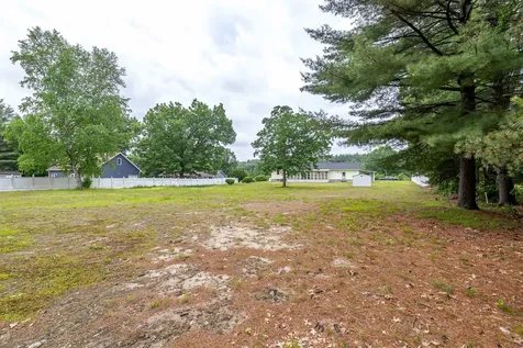 36 Hazen Road Bedford NH 03110