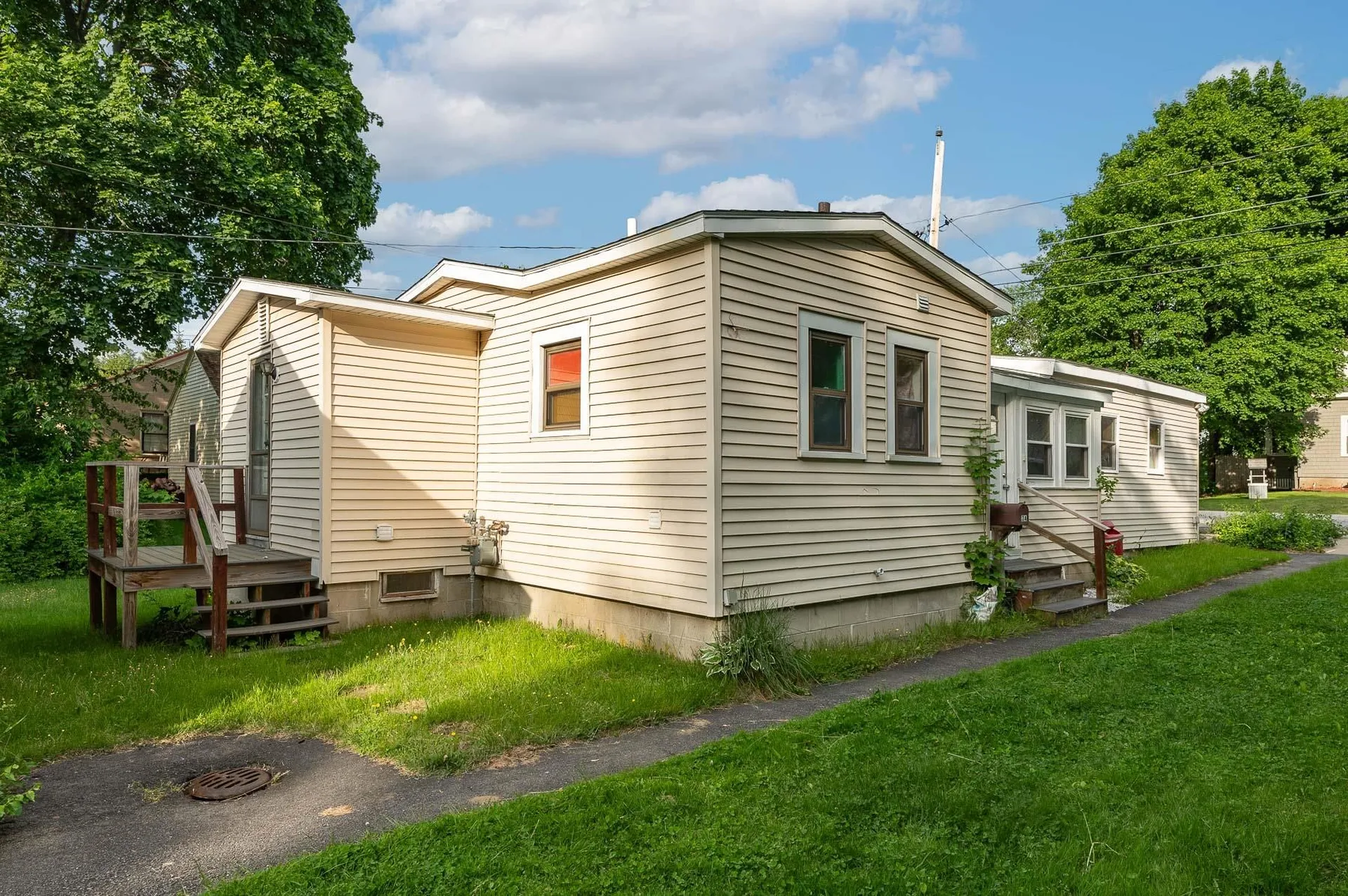 3 Dodge Street Rochester NH 03867