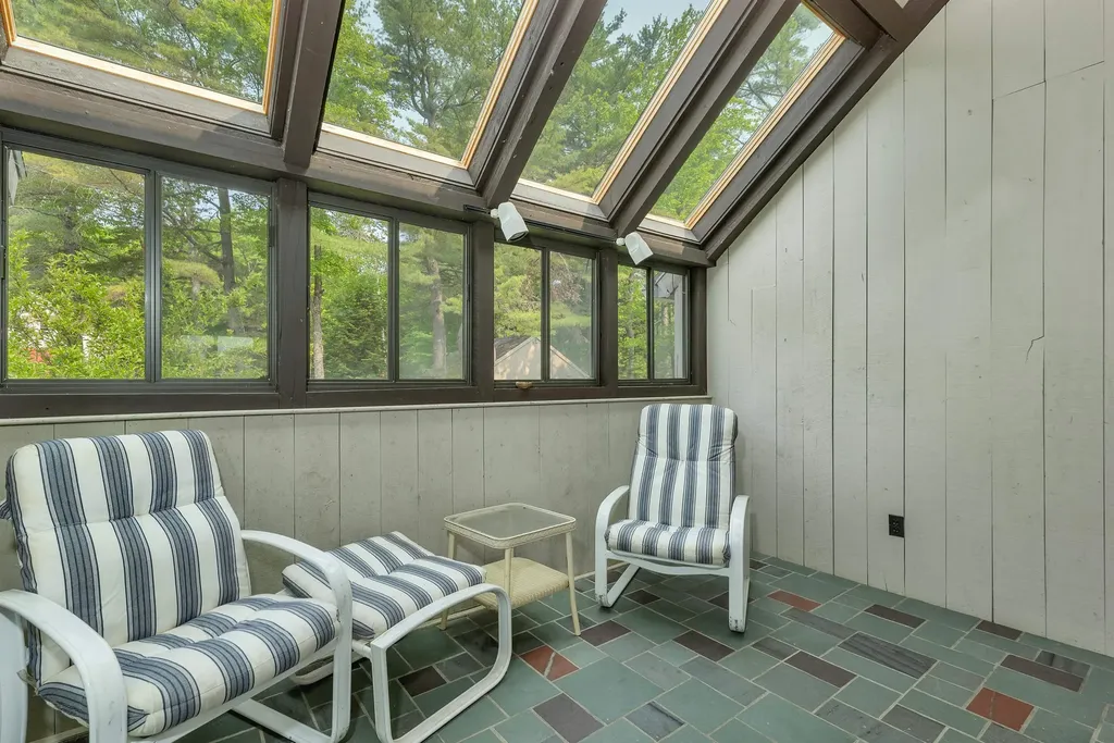 76 Mountain Road Tuftonboro NH 03816