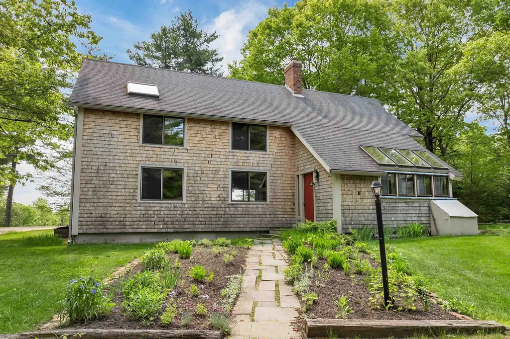 76 Mountain Road Tuftonboro NH 03816
