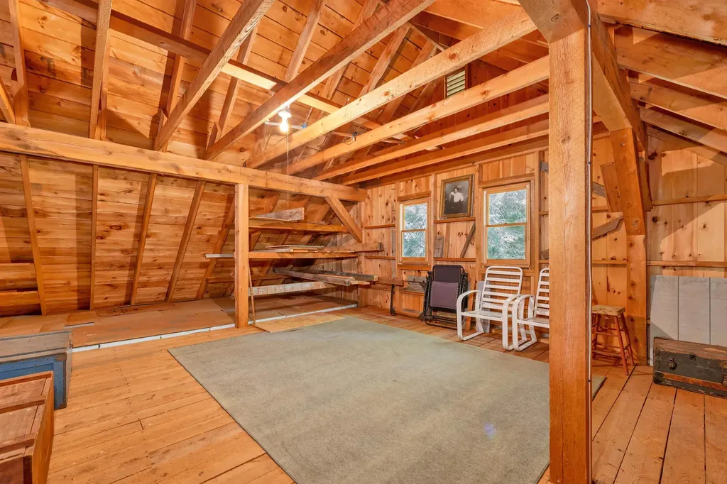 76 Mountain Road Tuftonboro NH 03816