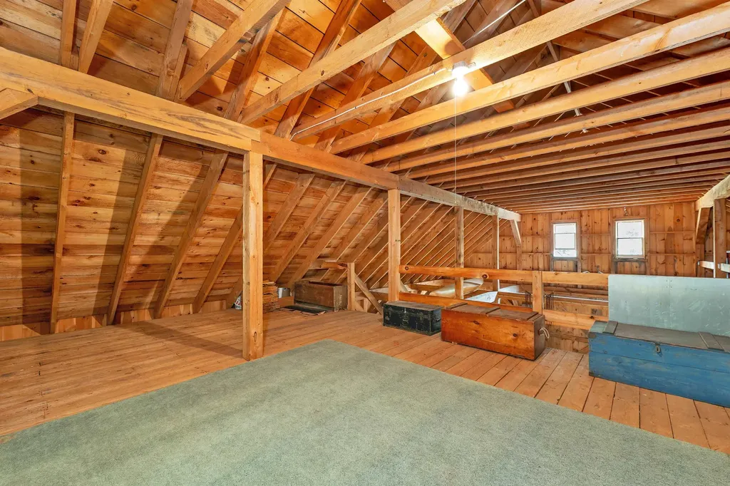 76 Mountain Road Tuftonboro NH 03816