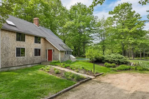 76 Mountain Road Tuftonboro NH 03816