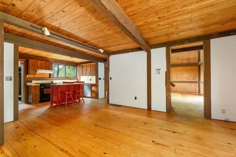 76 Mountain Road Tuftonboro NH 03816