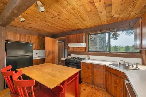 76 Mountain Road Tuftonboro NH 03816