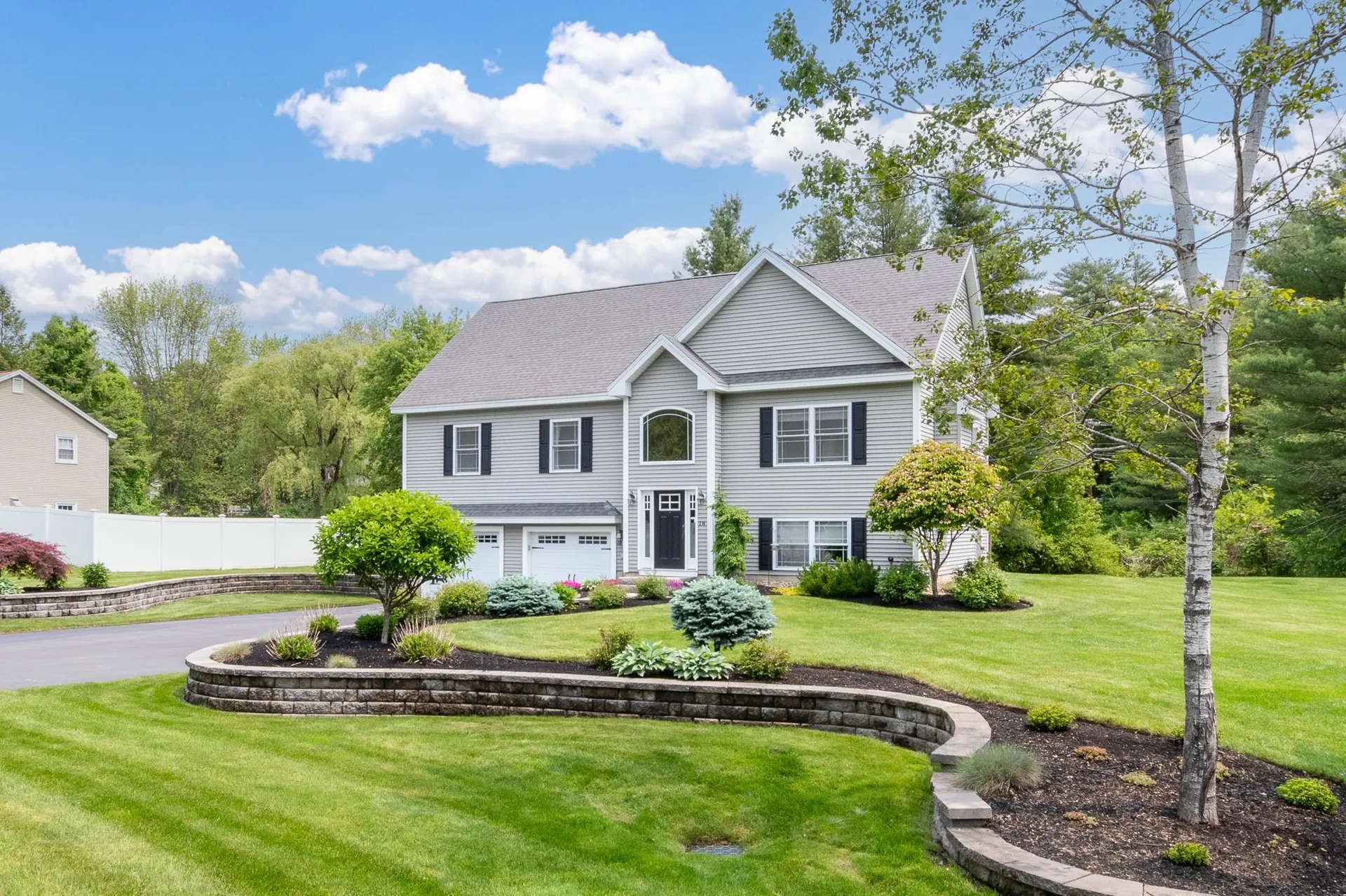 18 Clay Street Merrimack NH 03054