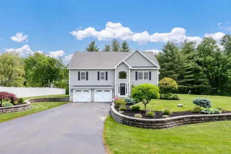 18 Clay Street Merrimack NH 03054