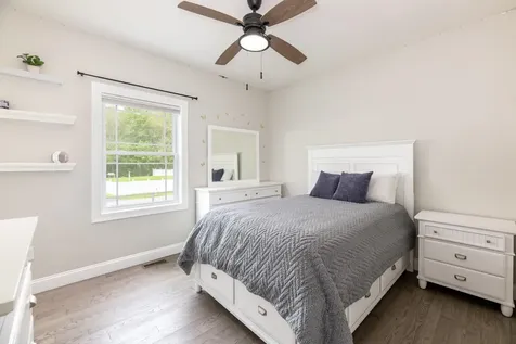 18 Clay Street Merrimack NH 03054