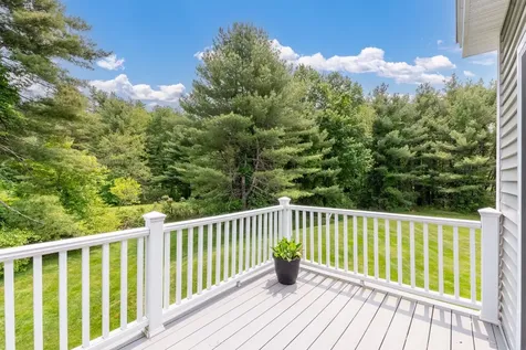 18 Clay Street Merrimack NH 03054