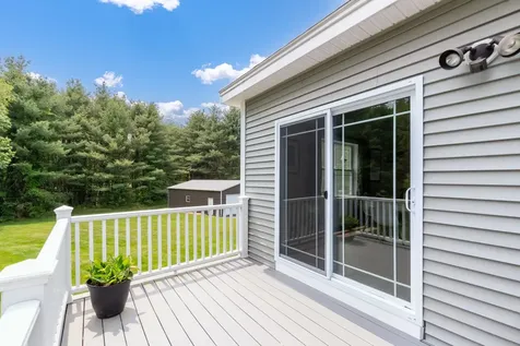 18 Clay Street Merrimack NH 03054