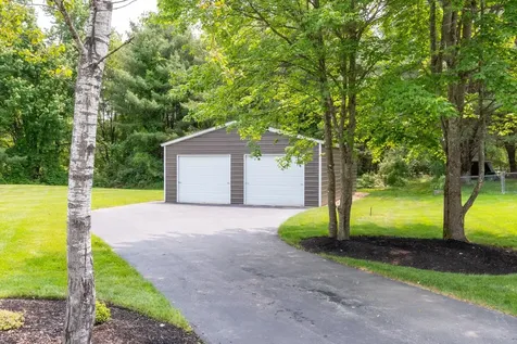 18 Clay Street Merrimack NH 03054