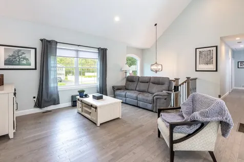 18 Clay Street Merrimack NH 03054