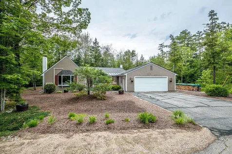 216 Limac Circle Conway NH 03813