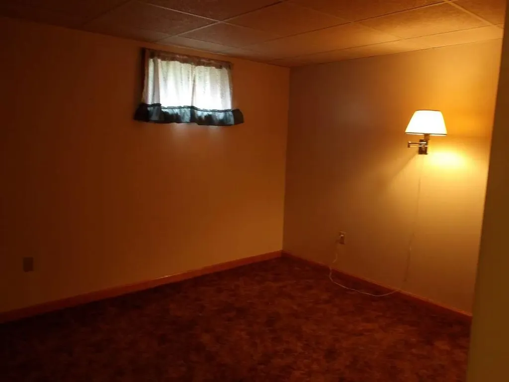 81 Hill Street Lyndon VT 05851