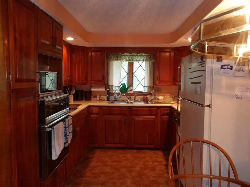 81 Hill Street Lyndon VT 05851