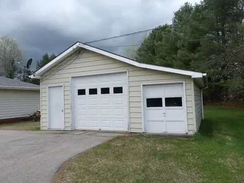 81 Hill Street Lyndon VT 05851