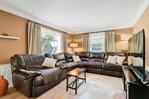 73 Linden Street Exeter NH 03833