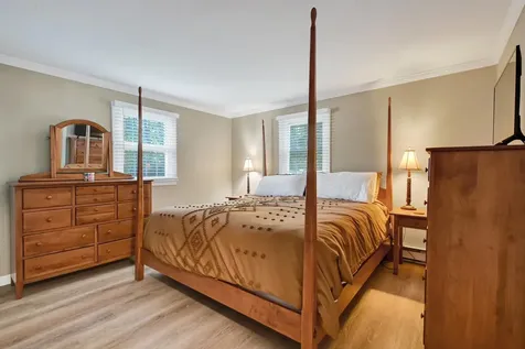 73 Linden Street Exeter NH 03833