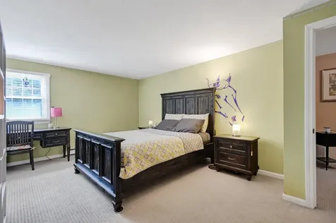 73 Linden Street Exeter NH 03833
