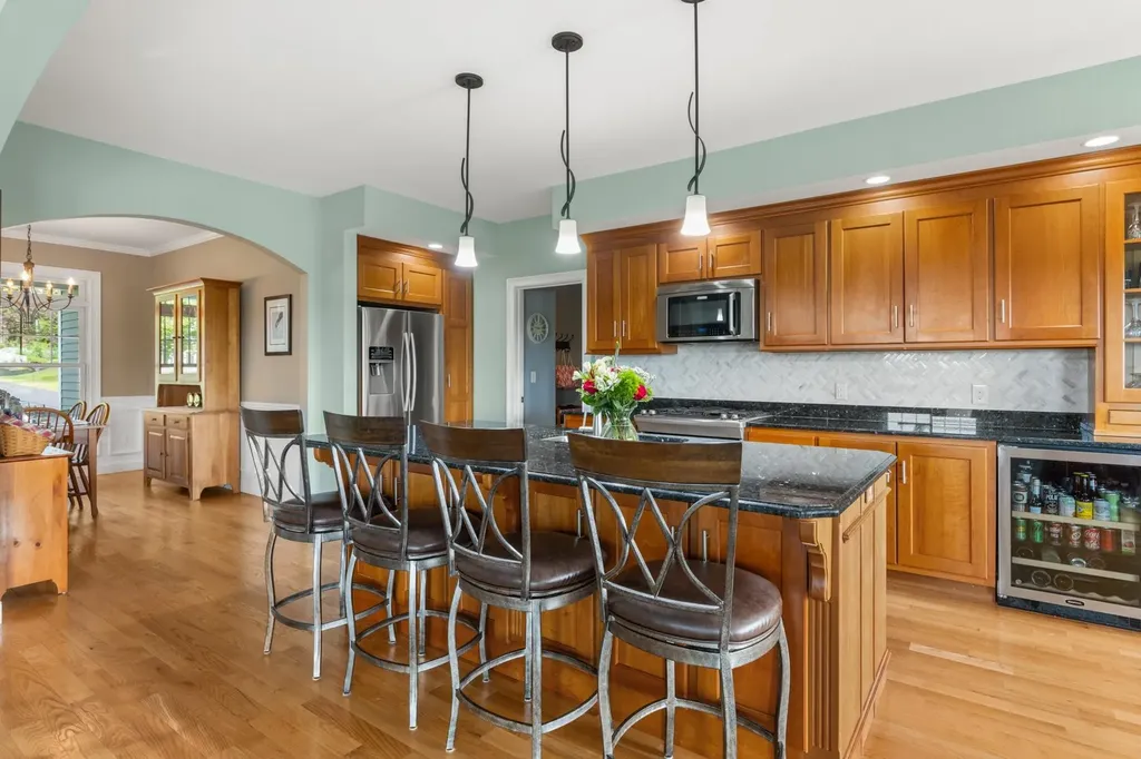 4 Winterberry Drive Dover NH 03820