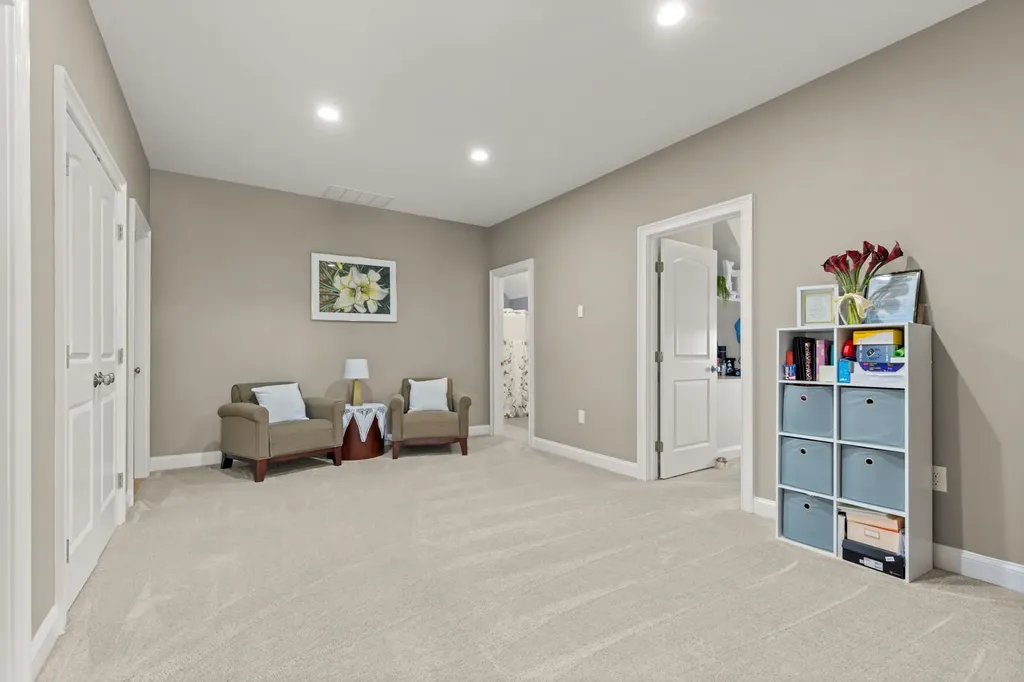 4 Winterberry Drive Dover NH 03820